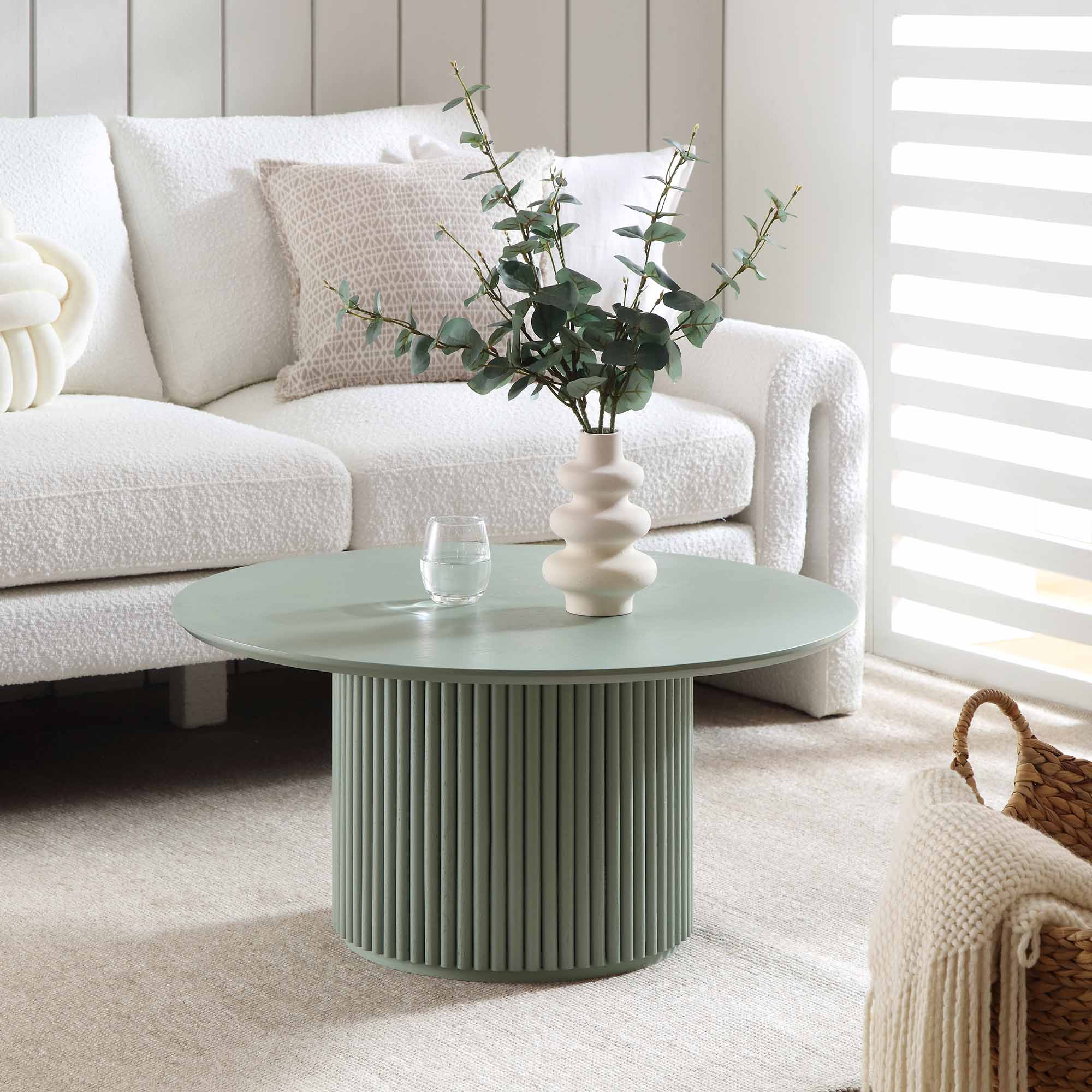 Bàn cà phê Maru Round Oak Pedestal, Sage Green
