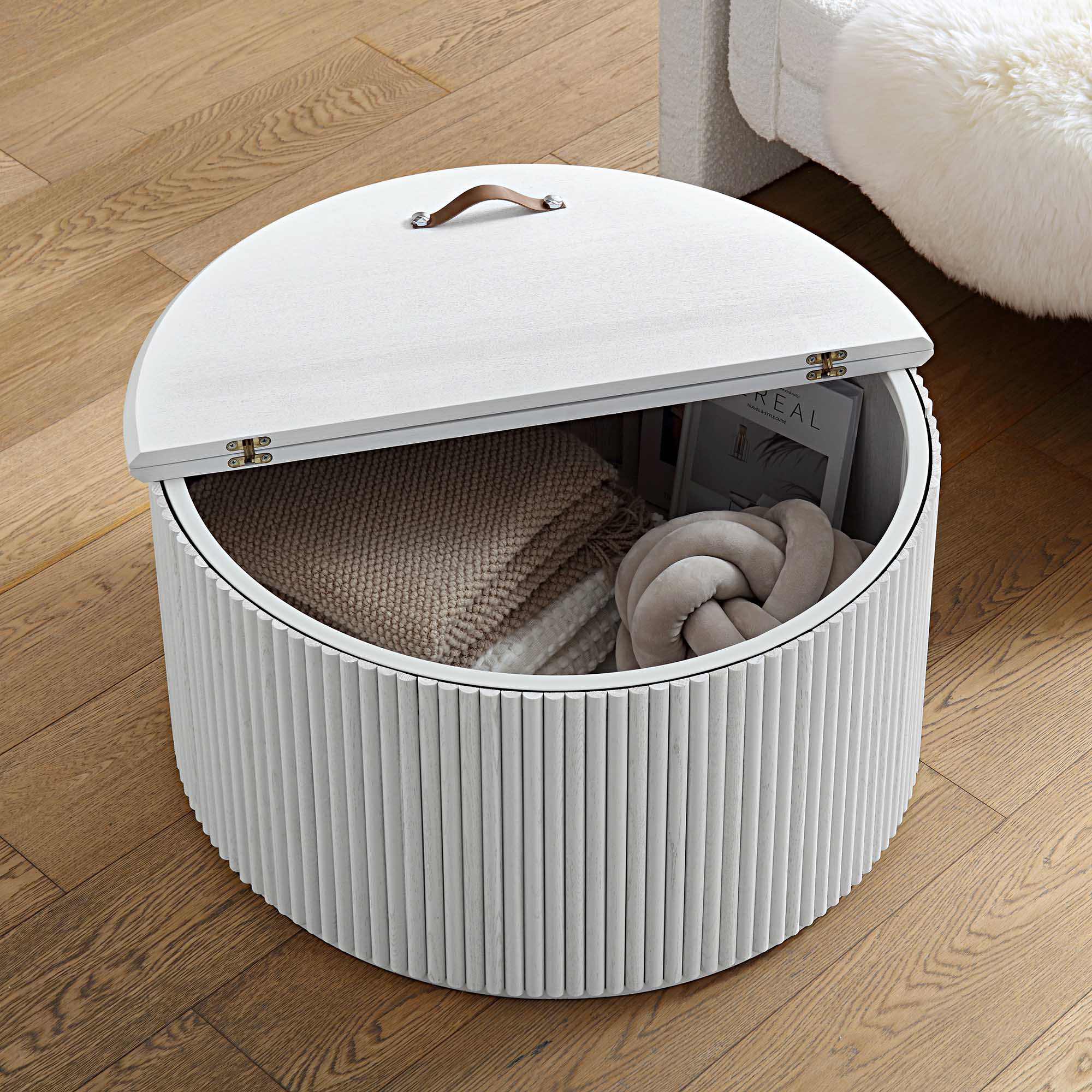 Bàn cà phê tròn Maru Oak với lưu trữ, rửa trắng - Ảnh 3