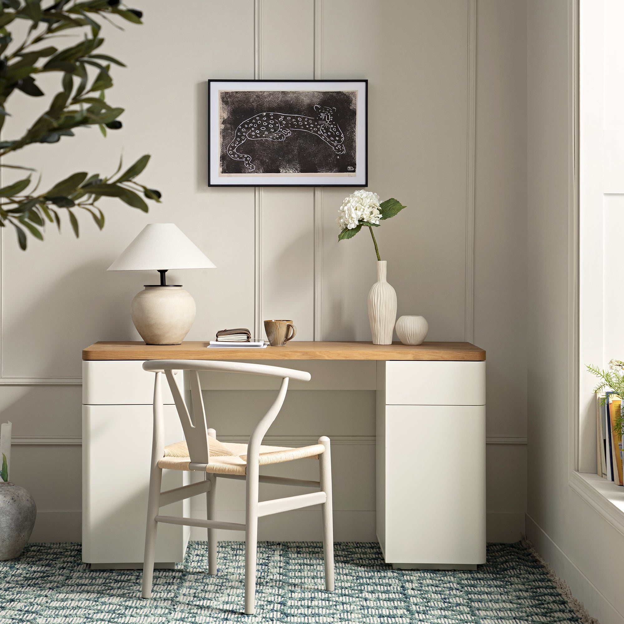 Bàn cạnh Agnes cong với lưu trữ, Off White với Oak Top - Ảnh 2
