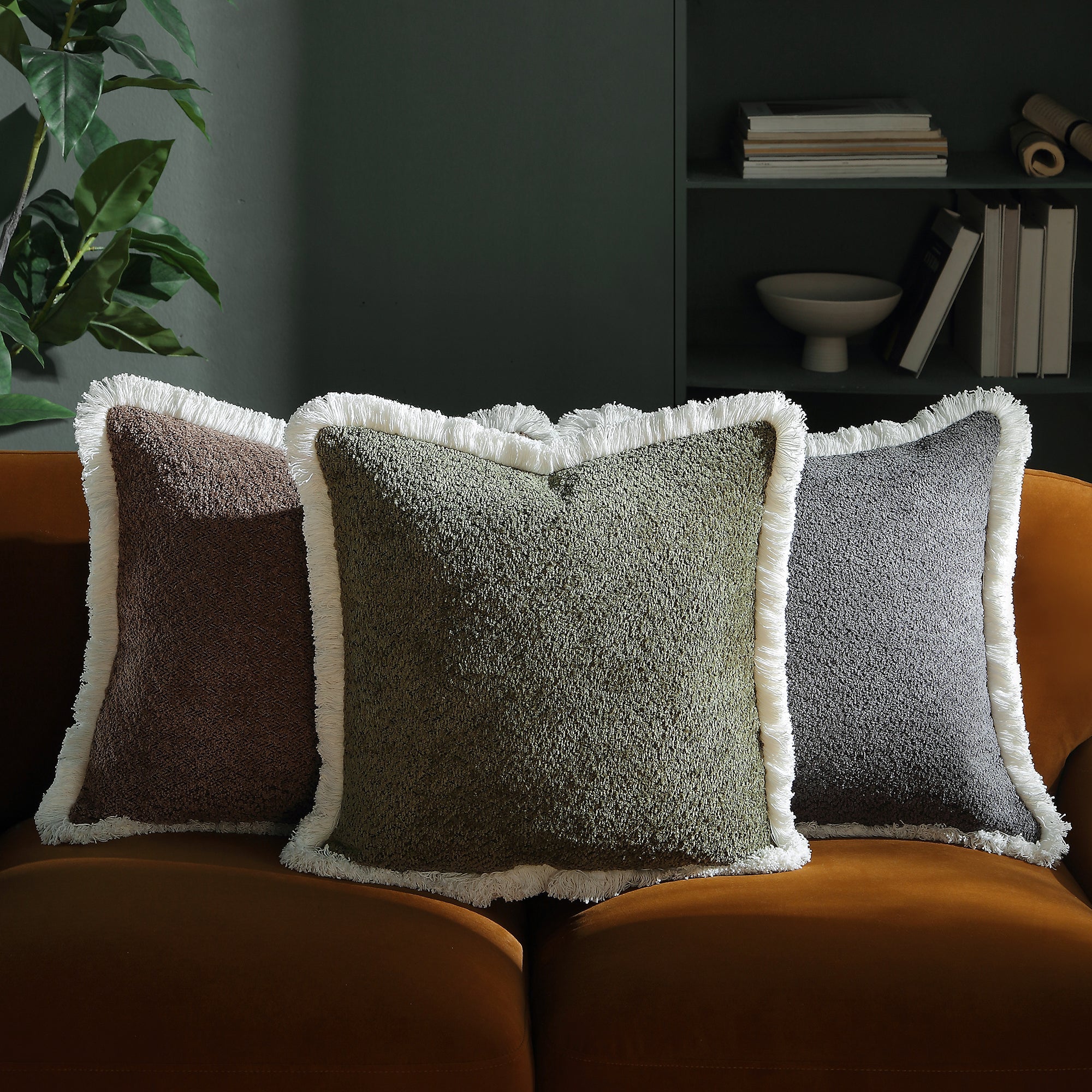 Kyra Forest Green Boucl Fringed gối