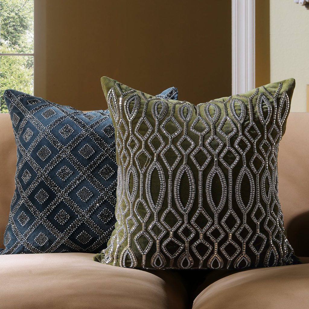 Luxe Collection Verona Beaded Moss Cotton Velvet gối