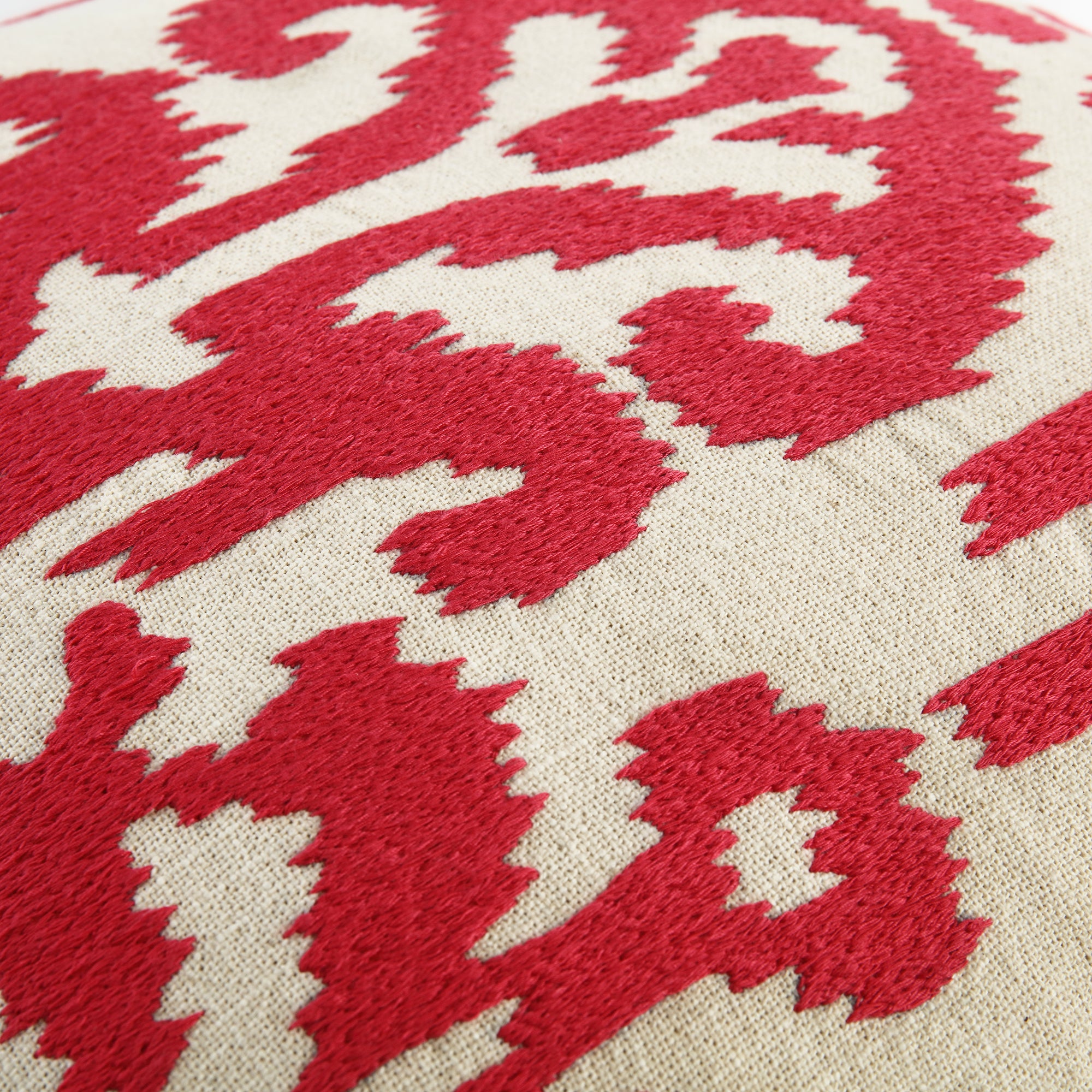 Ikat Collection Fuchsia tay thêu gối - Ảnh 6