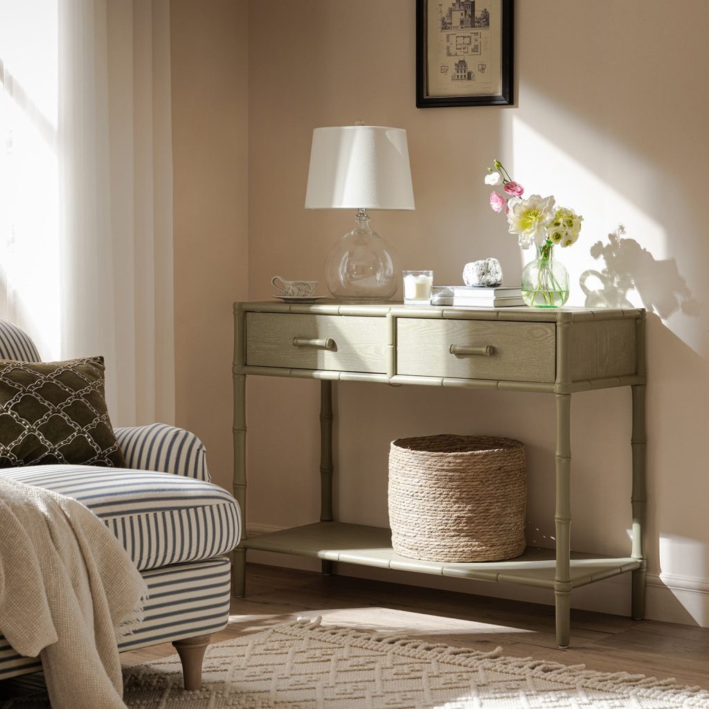 Bàn bảng điều khiển 2 ngăn kéo tre Elstowe Faux, Sage Green